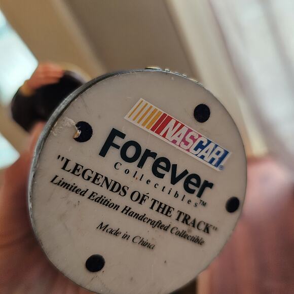 Dale Jarrett Legends of the Track NASCAR Auto Car Racing Bobblehead Limited - Picture 4 of 4